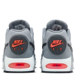 Air Max IVO Mens Shoes