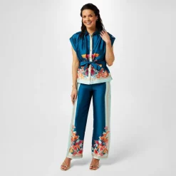 Border Print Top