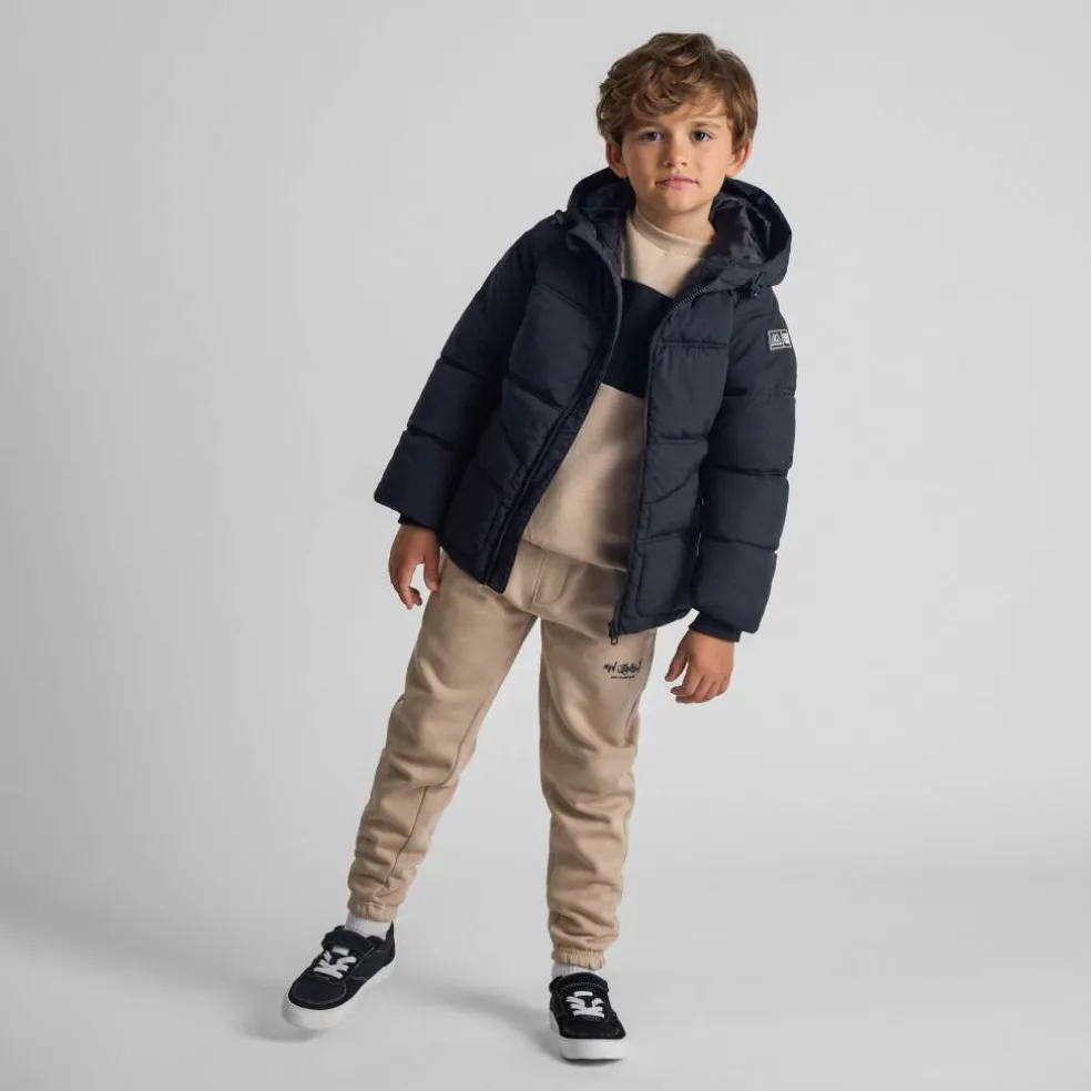 Boys quilted jacket with hood zip pockets black