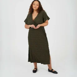 BS Plus Size Midi Dress with Tie Detail