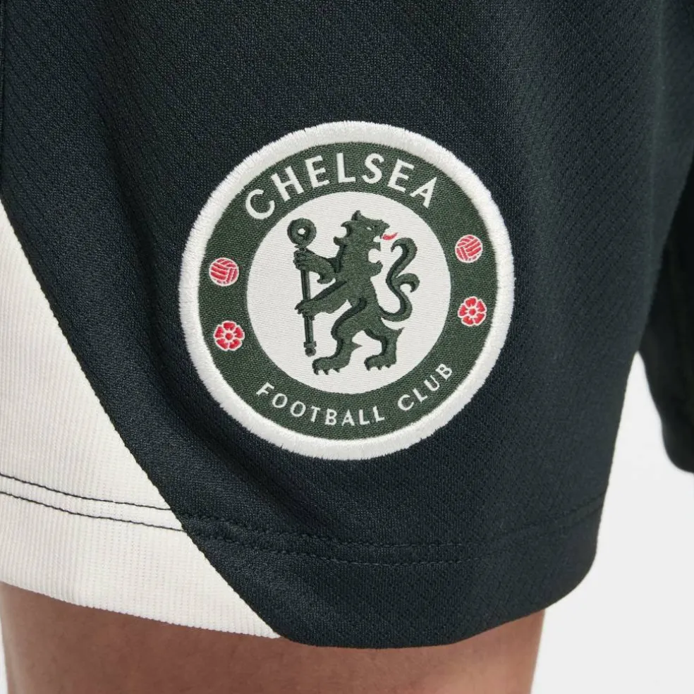 Chelsea Strike Shorts 2025 2026 Juniors