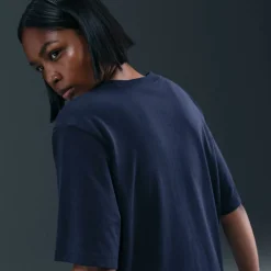 Chelsea Wordmark T-Shirt Womens