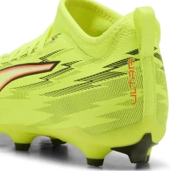 Childrens PUMA Ultra 5 Match Firm Ground Football Boots