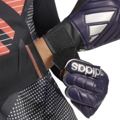 Copa Club Goalkeeper Gloves Adults