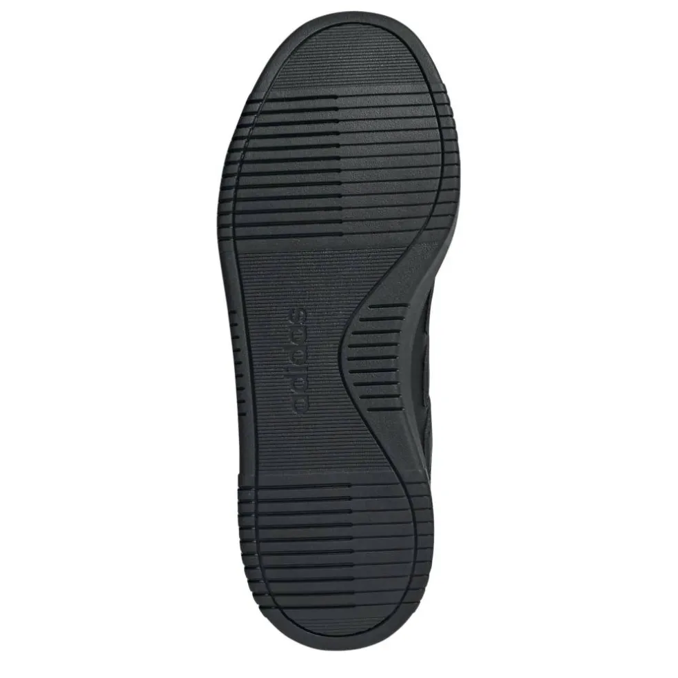 Courtblock Trainers