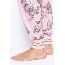Cuffed pants
