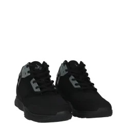 Diverse Basketball Trainers Mens