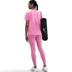 Dri-FIT One Women's Standard Fit Short-Sleeve Top