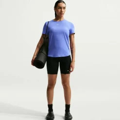 Dri-FIT One Women's Standard Fit Short-Sleeve Top