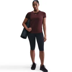 Dri-FIT One Women's Standard Fit Short-Sleeve Top