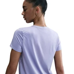 Dri-FIT One Women's Standard Fit Short-Sleeve Top