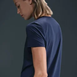 Dri-FIT One Women's Standard Fit Short-Sleeve Top