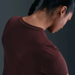 Dri-FIT One Women's Standard Fit Short-Sleeve Top