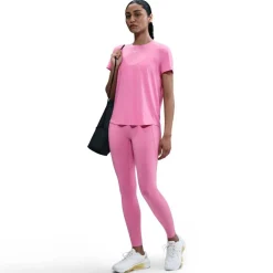 Dri-FIT One Women's Standard Fit Short-Sleeve Top