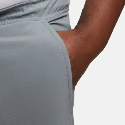 Dri-FIT Unlimited Men's 7 Unlined Woven Fitness Shorts