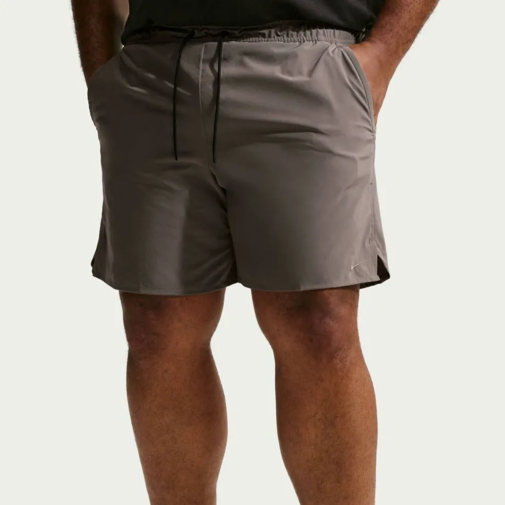 Dri-FIT Unlimited Men's 7 Unlined Woven Fitness Shorts