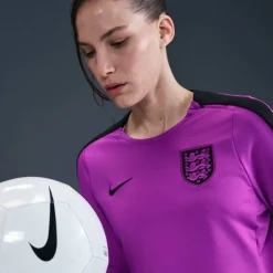 England Strike Crew Top 2025 Womens