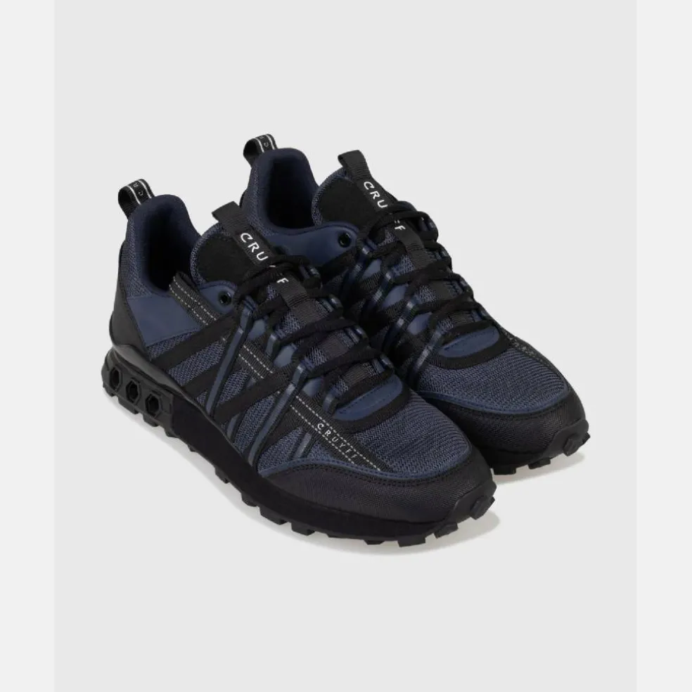 Fearia Eclipse Trainers