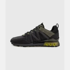 Fearia Hex-Tech Trainers