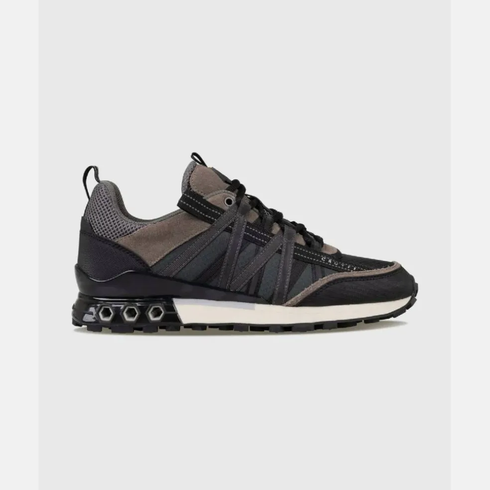 Fearia Hex-Tech Trainers