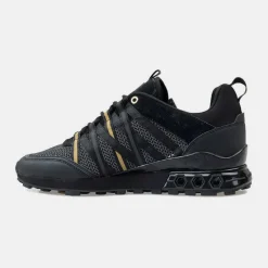 Fearia Hex-Tech Trainers