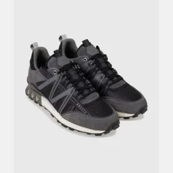 Fearia Hex-Tech Trainers
