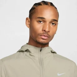 Form Hooded Mens Jacket