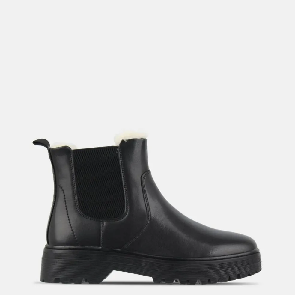 Fur Chelsea Boots