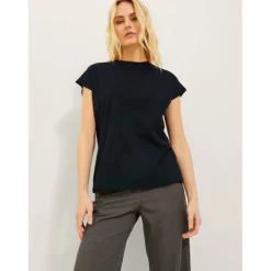 Jack Astrid Boxy Sleeveless T-Shirt Ladies
