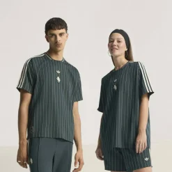 Juventus Terrace Icons Shirt Adults