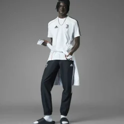 Juventus UBP T-Shirt Adults