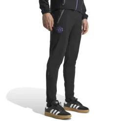 Manchester United Travel Tracksuit Bottoms 2025 2026 Mens
