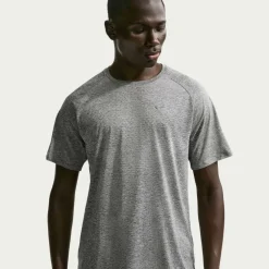 Mens Nike Stride Short Sleeve Performance T-Shirt