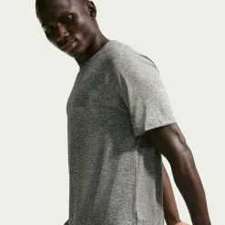 Mens Nike Stride Short Sleeve Performance T-Shirt