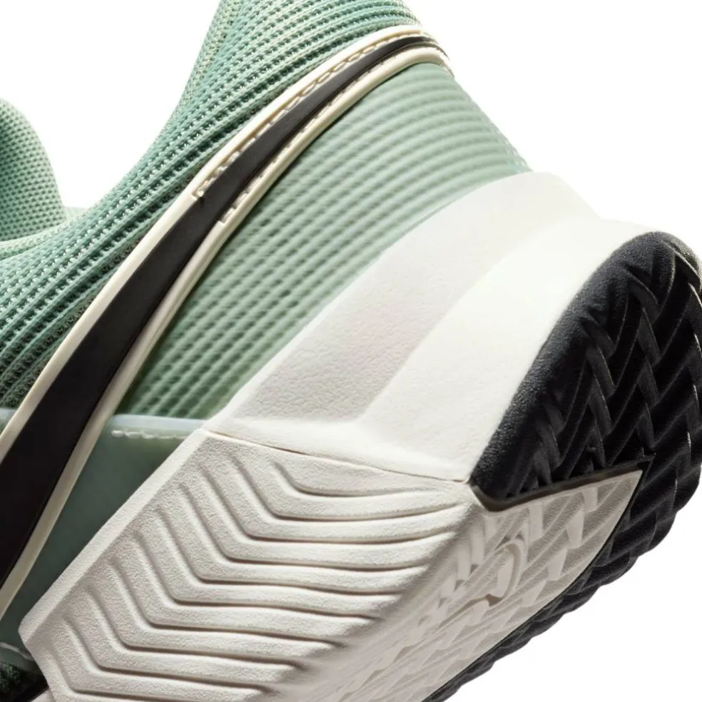 Men's Tennis Shoes
