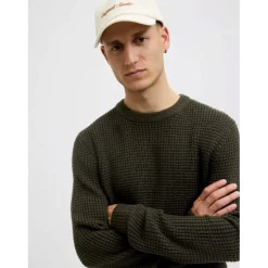 Men's Knitted Crew Neck Jumper