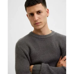 Men's Knitted Crew Neck Jumper