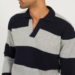 Mens Knitted V-Neck Striped Jumper
