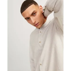 Men's Long-Sleeve Buttoned Linen Shirt