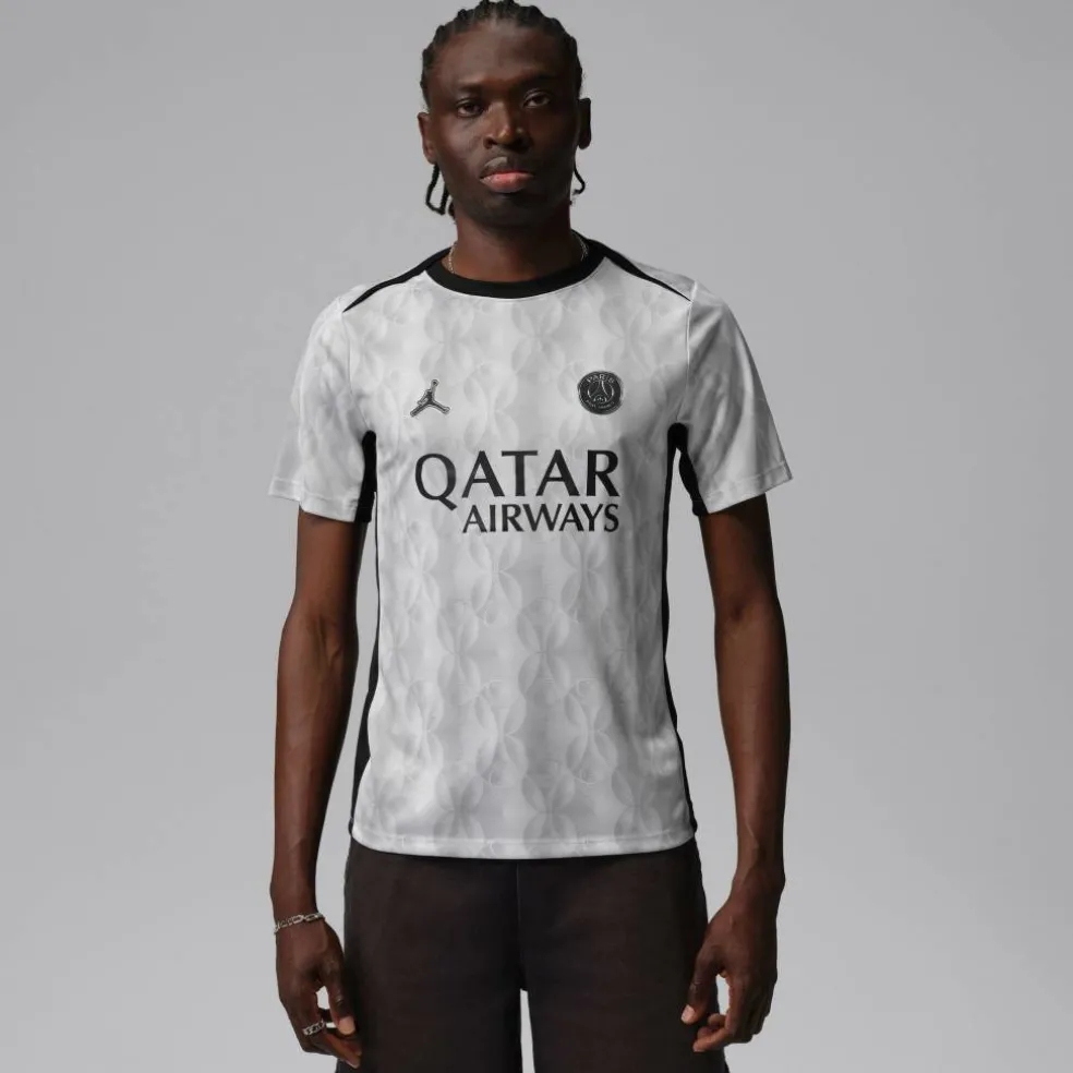 Men's Paris Saint Germain Licensed Short Sleeve T-Shirt