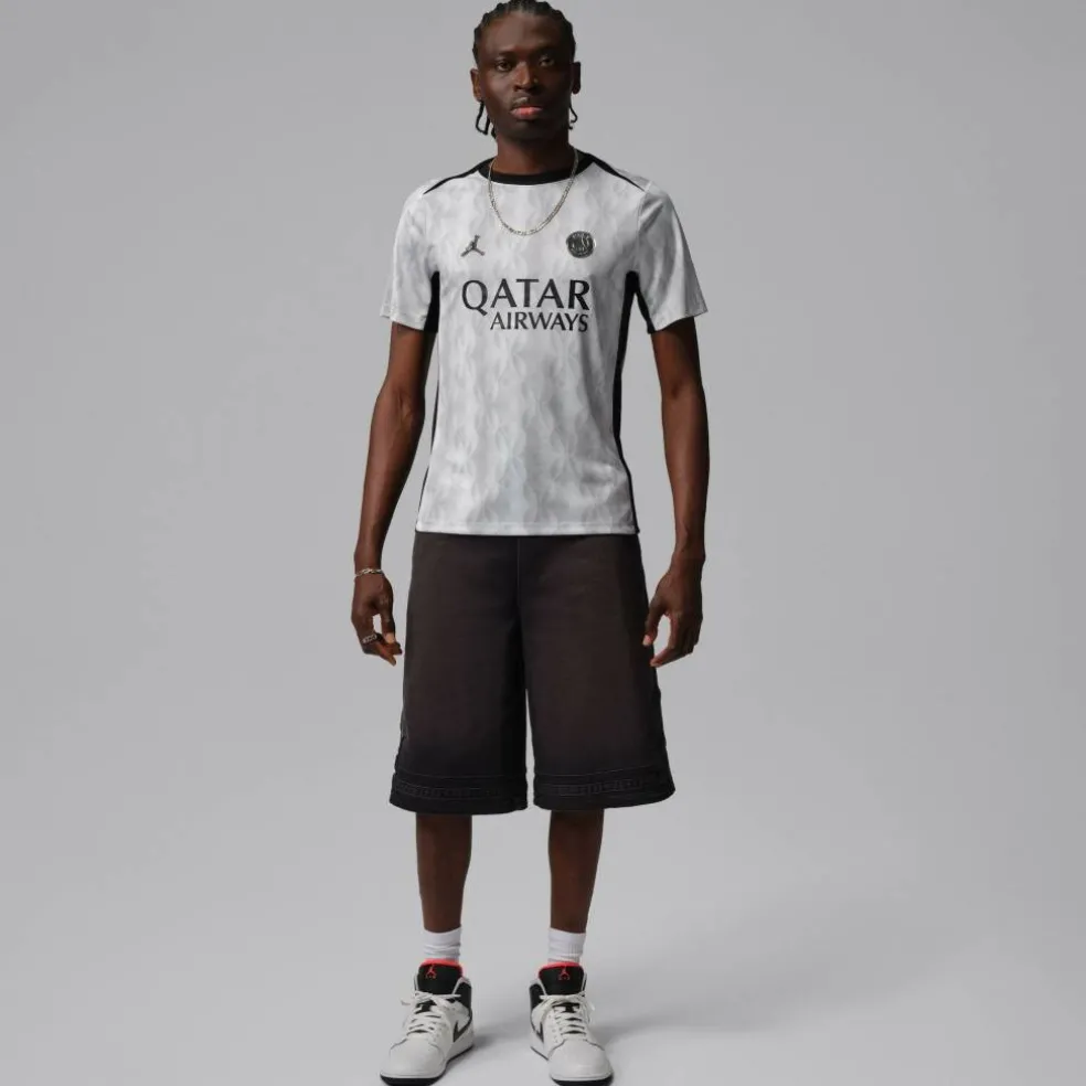Men's Paris Saint Germain Licensed Short Sleeve T-Shirt