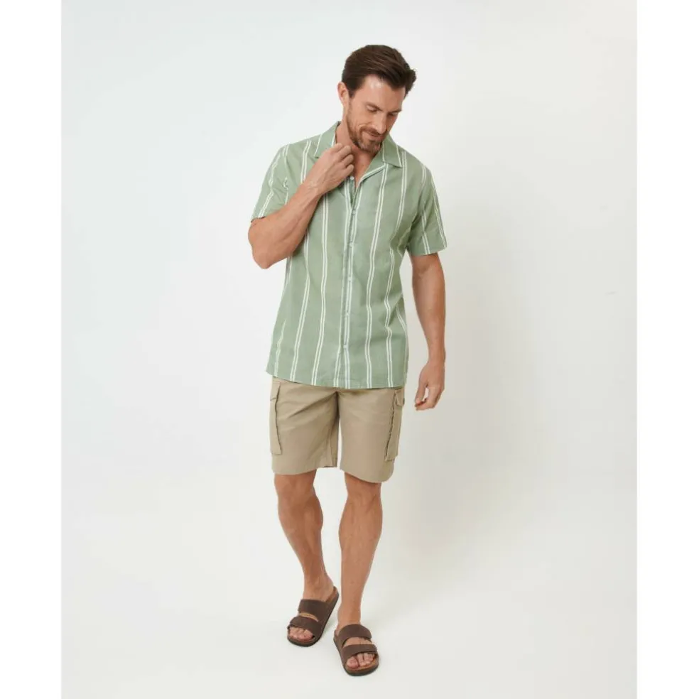 Men's Short-Sleeve Oxford Shirt