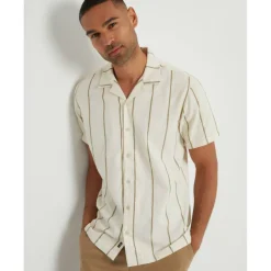 Men's Short-Sleeve Patterned Shirt