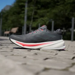 Men's Supernova Rise 2 Running Shoes