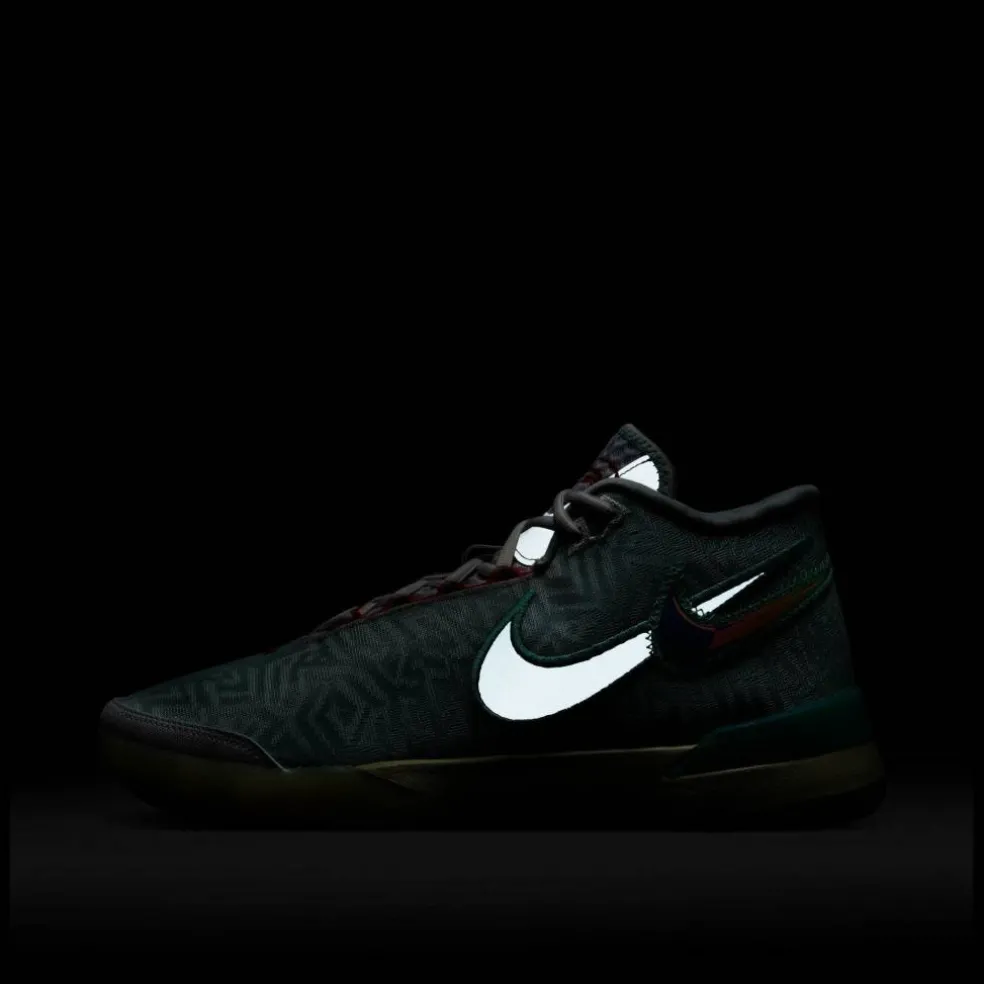 Nike LBJ Nxt Gen Sn52