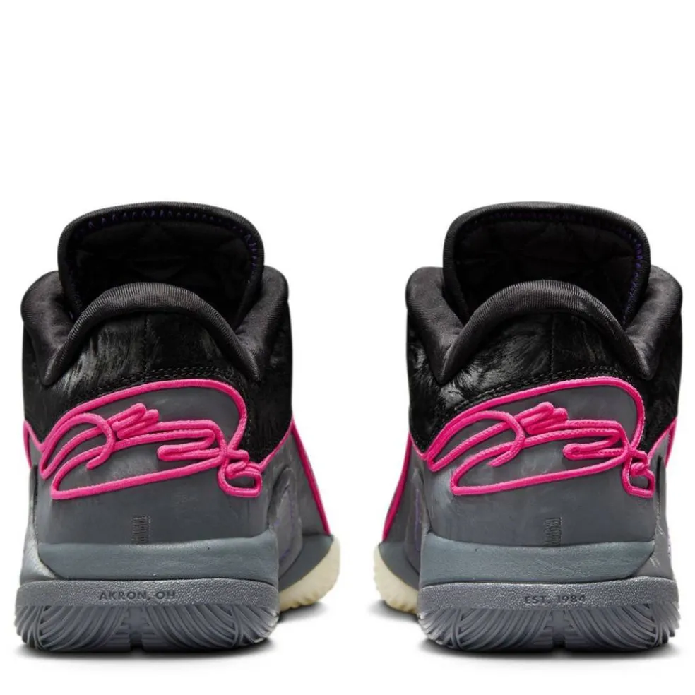 Nike LEBRON XXII Sn44