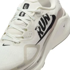 Nike Structure 26 Rn Sn61