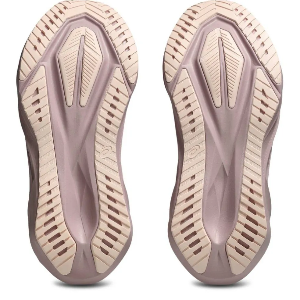 Novablast 5 Womens Running Shoes