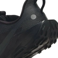 Pegasus Trail 5 Big Kids Running Shoes