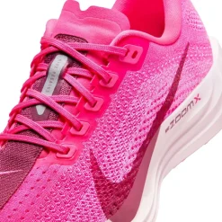 Pegasus Plus Womens Running Shoes